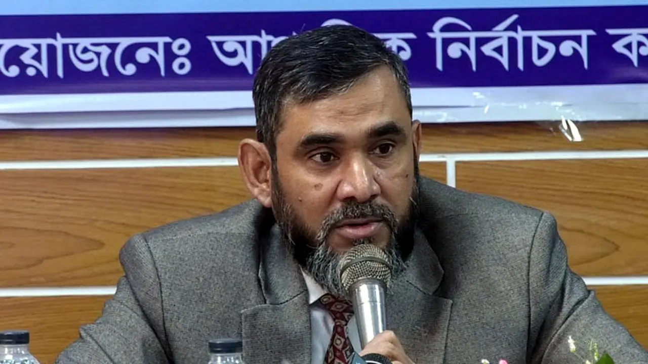 আরপিও-তে অনলাইন মনোনয়ন বাতিল হচ্ছে : ইসি সানাউল্লাহ