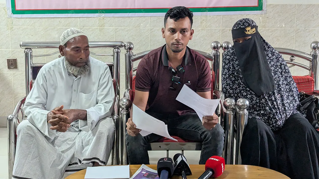 ওসিকে ঘুষ না দেওয়ায় ব্যবসায়ীকে লাঞ্ছিত করার অভিযোগ