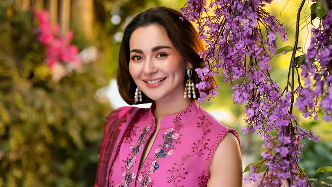 বাংলাদেশে আসছেন হানিয়া আমির