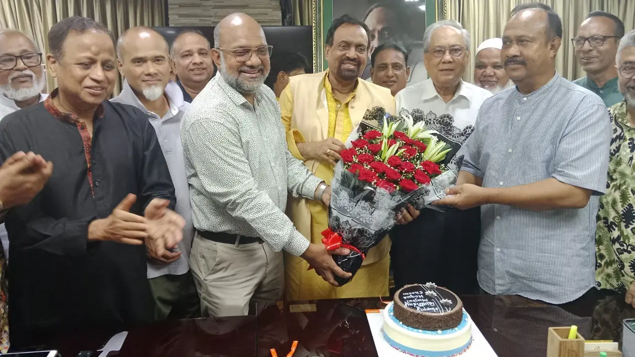 রাজনীতিতে প্রতিহিংসা আগামীর বাংলাদেশের জন্য অশনি সংকেত : আনিসুল ইসলাম
