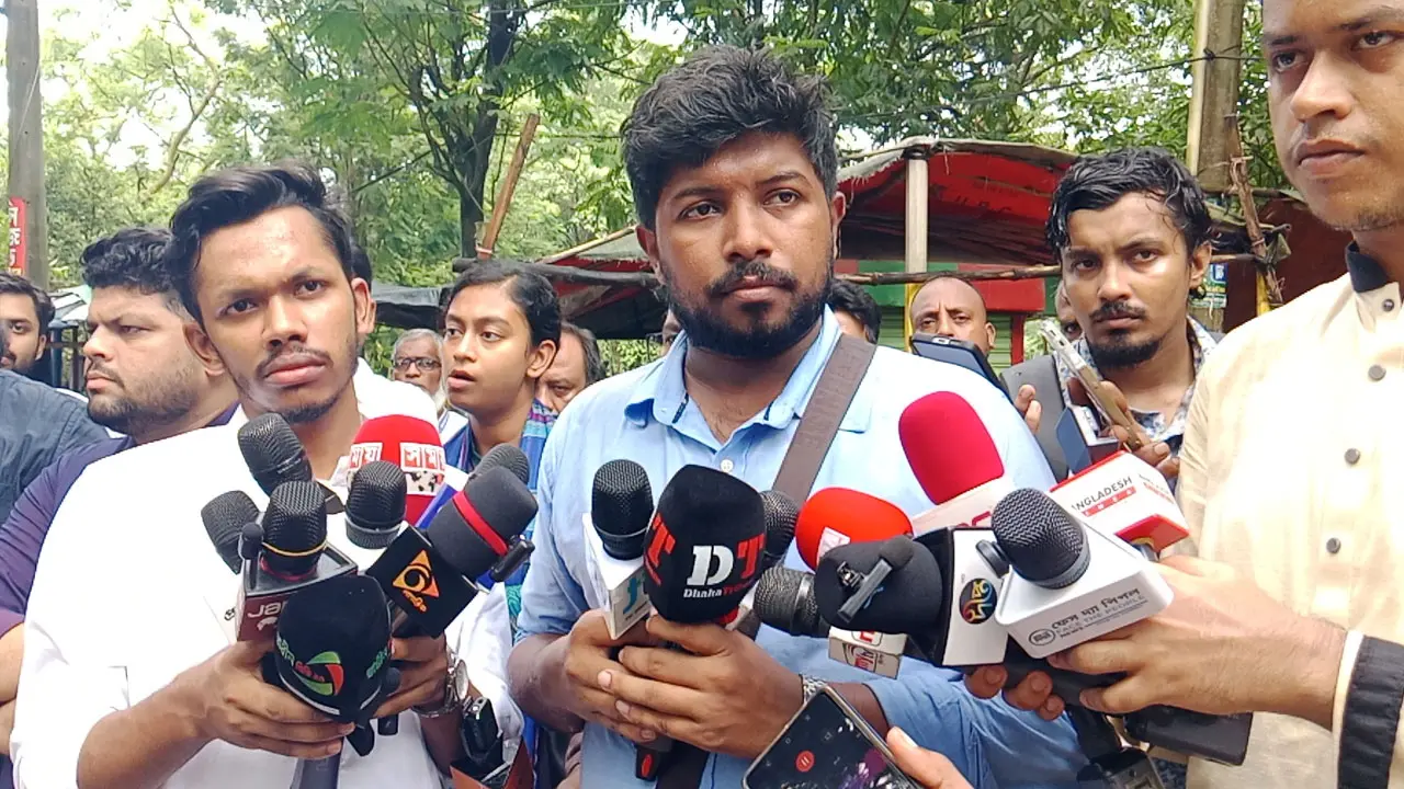 ভোটারের চেয়ে ১০ শতাংশ বেশি ব্যালট ছাপানোর অভিযোগ