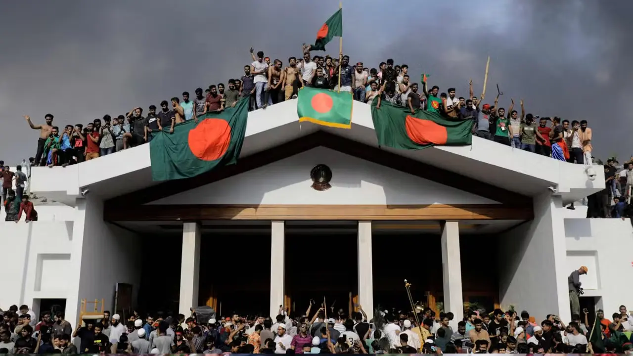 জুলাই অভ্যুত্থানের প্রামাণ্যচিত্র ইউটিউবে ব্লক করল ভারত
