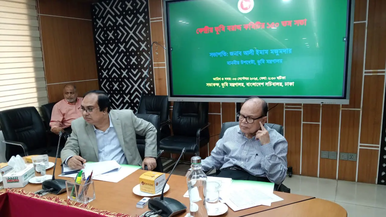 কৃষিজমি কমছে, যা খাদ্যনিরাপত্তার জন্য বড় হুমকি : ভূমি উপদেষ্টা