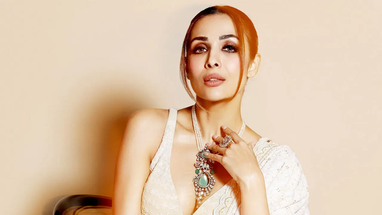 ‘পোশাক নিয়েই সবাই আমার বিচার করে ফেলে’