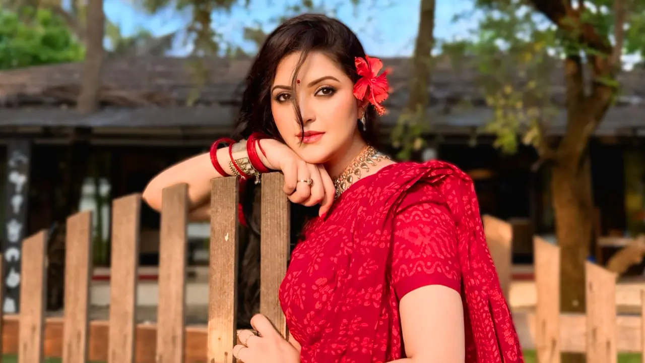 দোয়া করি যেন এই সুখে কারো নজর না লাগে : পরীমণি