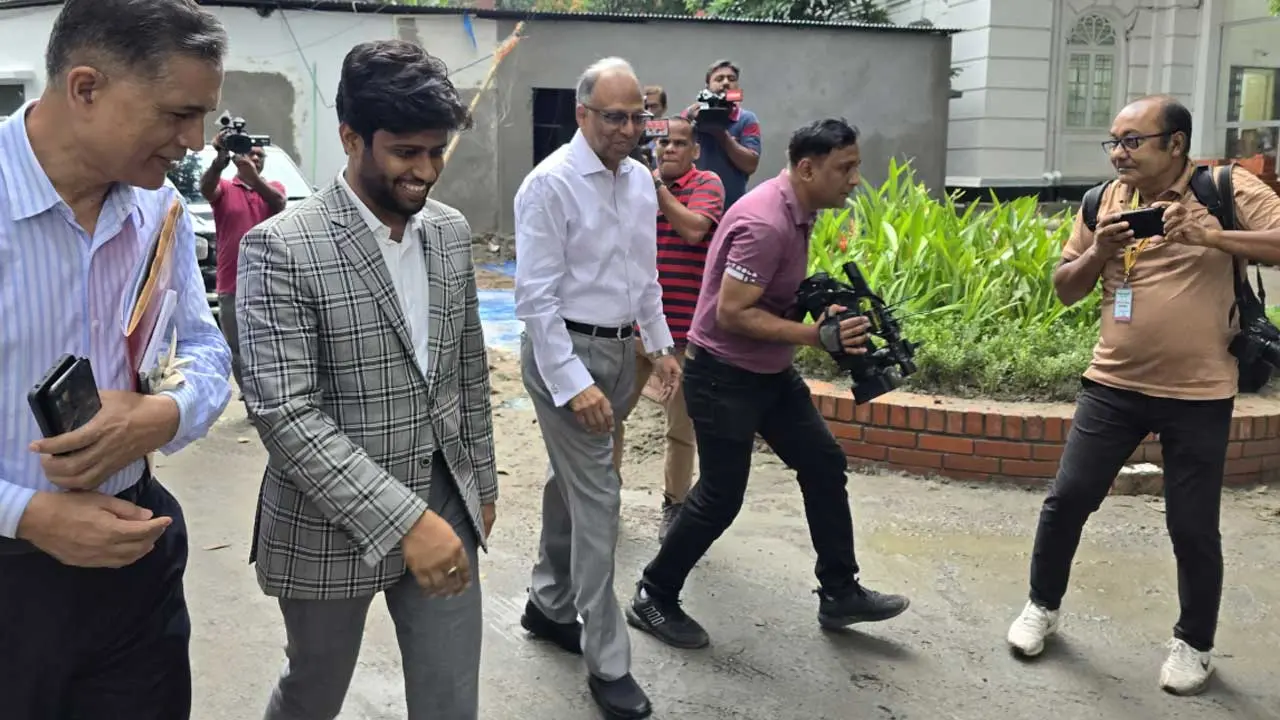 সাক্ষ্য দিতে দ্বিতীয় দিনের মতো ট্রাইব্যুনালে মাহমুদুর রহমান