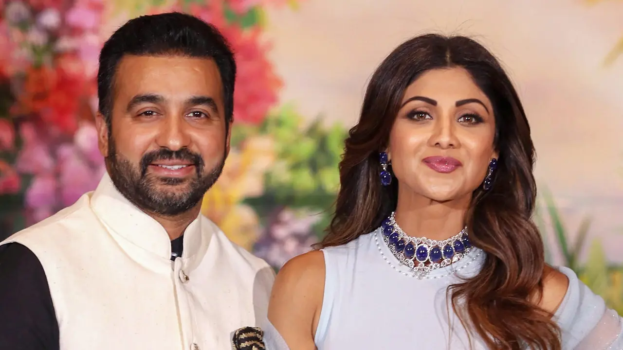 ৬০ কোটি রুপি হাতিয়ে নিলেন শিল্পা-রাজ? চাঞ্চল্যকর অভিযোগ