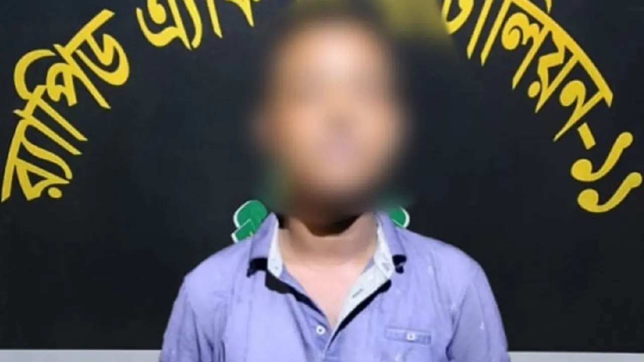 সড়ক দুর্ঘটনায় ৫ মাছ ব্যবসায়ী নিহত, ঘাতক পিকআপচালক গ্রেপ্তার