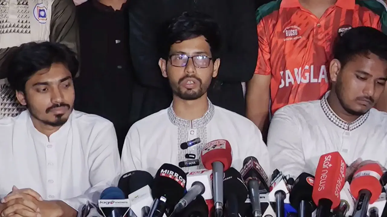 রাকসু নির্বাচন পেছানোয় নাখোশ ছাত্রশিবির, সন্তুষ্ট ছাত্রদল