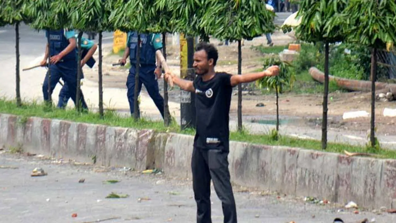 ট্রাইব্যুনালে সাক্ষ্য দিচ্ছেন আবু সাঈদকে বাঁচাতে আসা সেই আয়ান