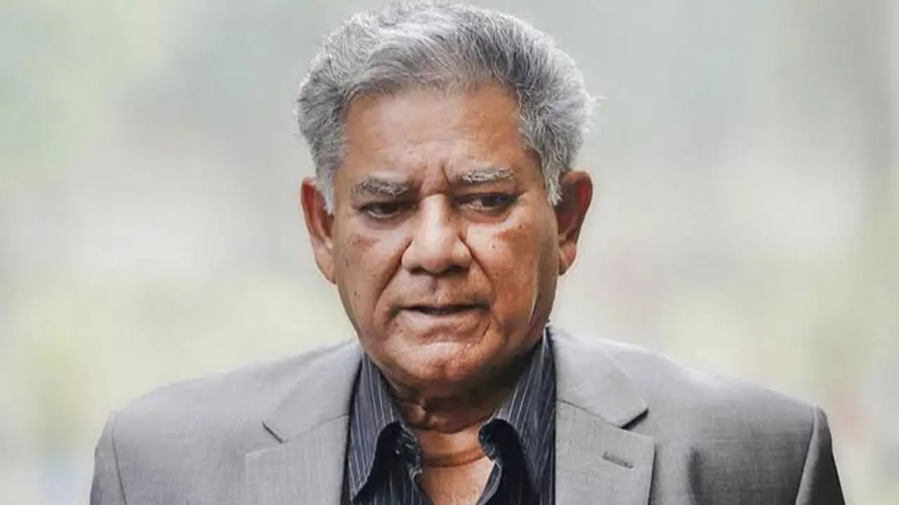 চট্টগ্রাম বন্দরের মাশুল হার এক মাসের জন্য স্থগিত : উপদেষ্টা
