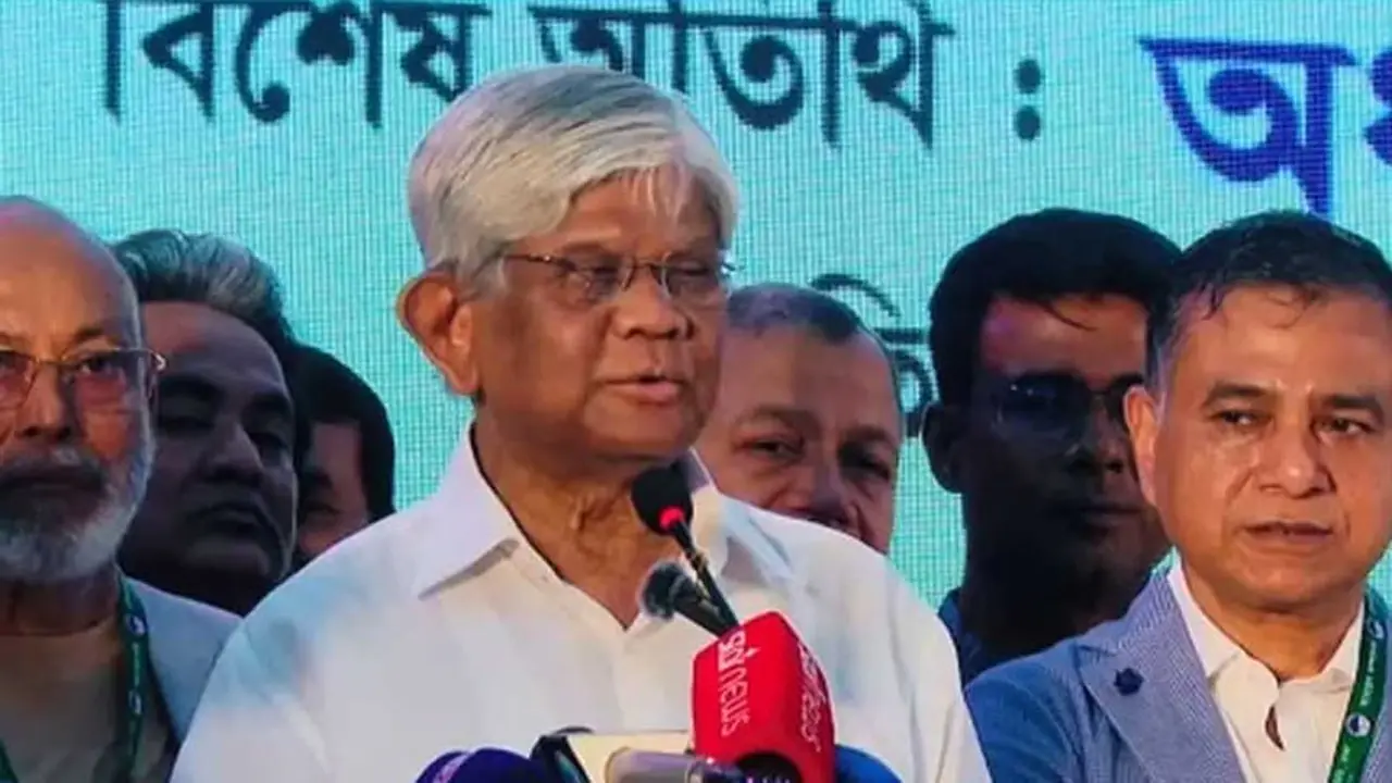 হাজার কোটি টাকার মালিকরা এখন দৌড়ে বেড়াচ্ছেন