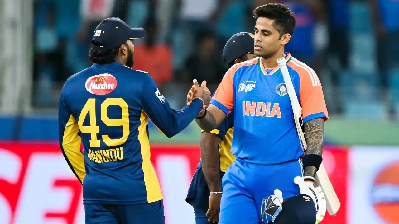 শ্রীলঙ্কার সঙ্গে রুদ্ধশ্বাস লড়াই, সুপার ওভারে জিতল ভারত