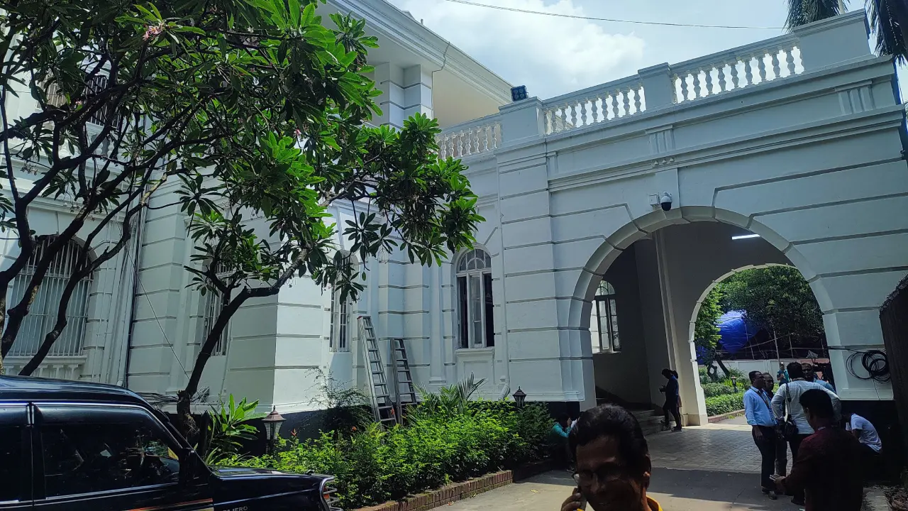 উত্তরায় হত্যাযজ্ঞ : ২ আওয়ামী লীগ নেতাকে ট্রাইব্যুনালে হাজিরের নির্দেশ