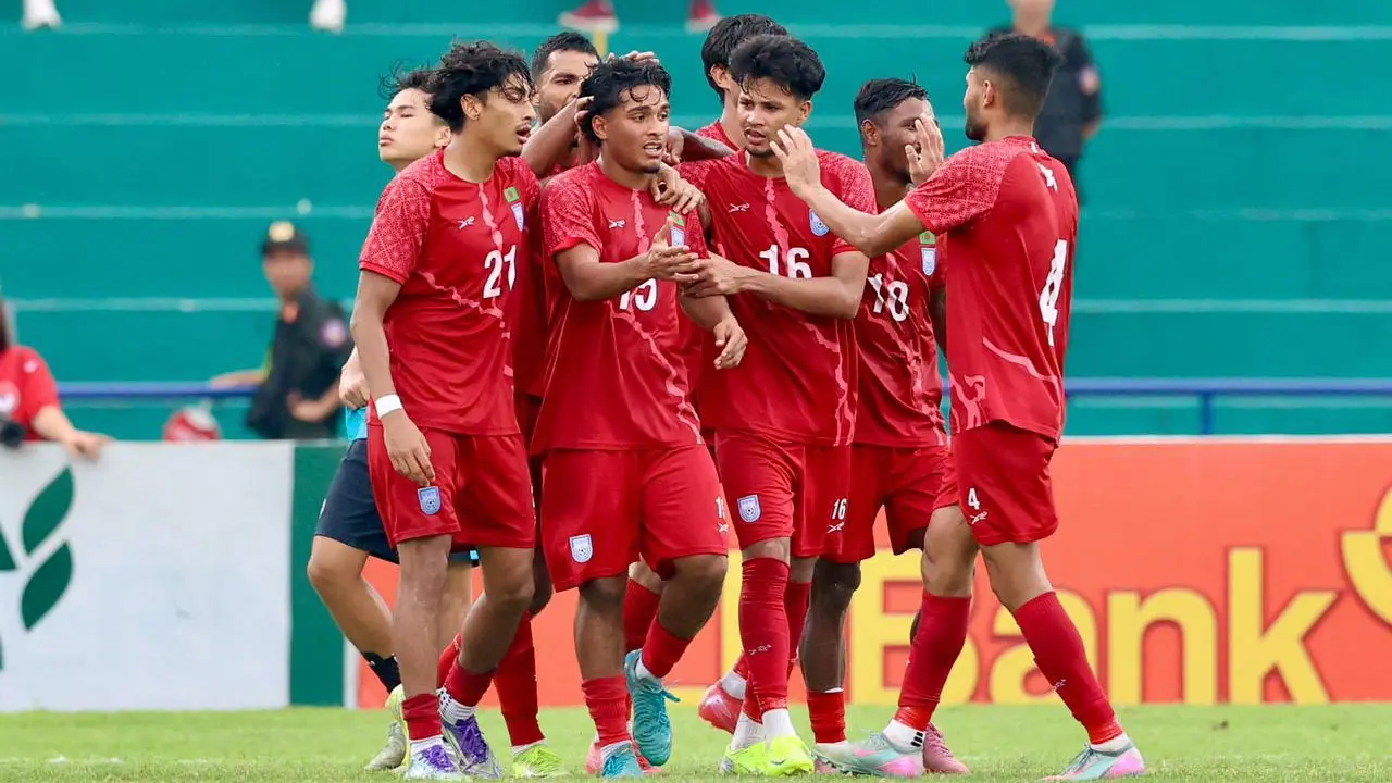 ফাহমিদুল-মোরসালিনদের গোলে সিঙ্গাপুরকে হারাল বাংলাদেশ