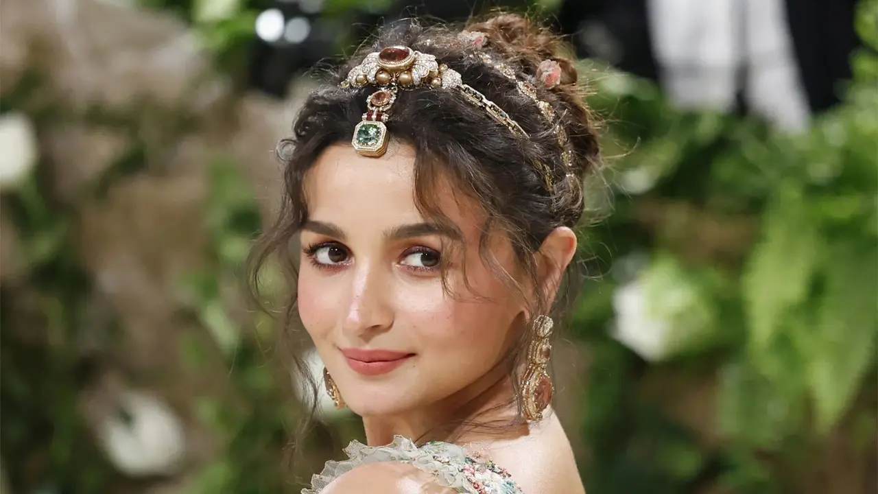 মা আমার জীবনের সবচেয়ে বড় অনুপ্রেরণা : আলিয়া ভাট