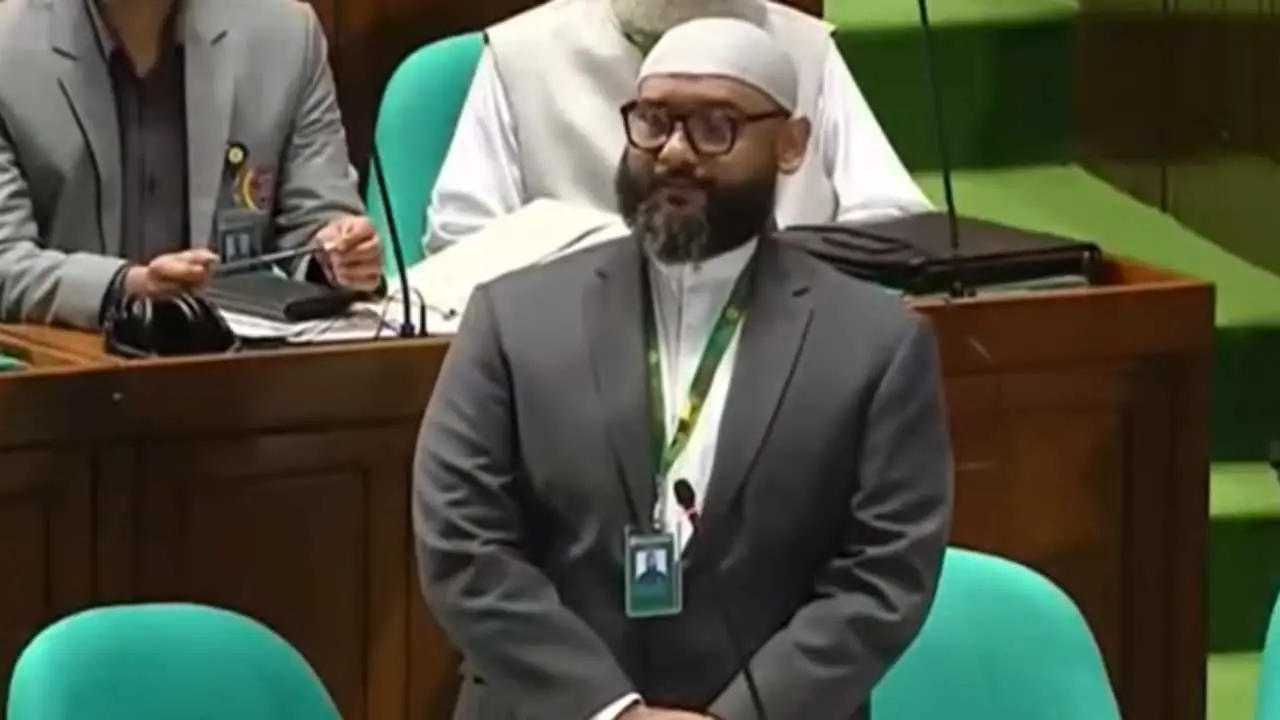 সংসদে গুম অধ্যাদেশ বাতিলের সুপারিশের সমালোচনা ব্যারিস্টার আরমানের