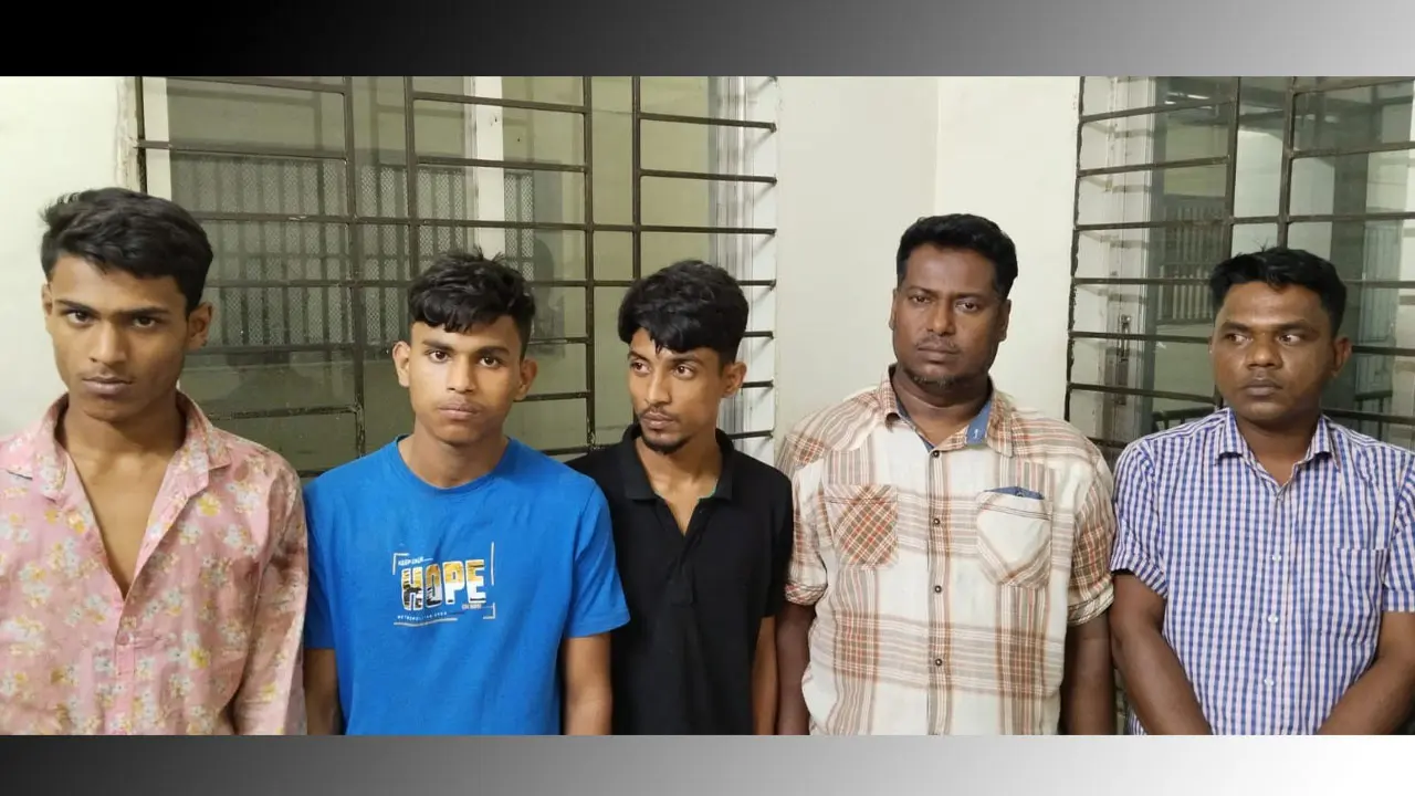 গাজীপুরে তিন গার্মেন্টস কর্মকর্তাকে অপহরণ করে মুক্তিপণ দাবি, গ্রেপ্তার ৫
