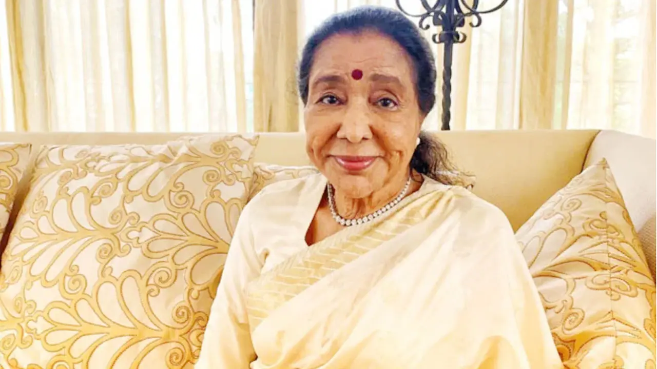 কিংবদন্তী সঙ্গীতশিল্পী আশা ভোঁসলের জীবনাবসান