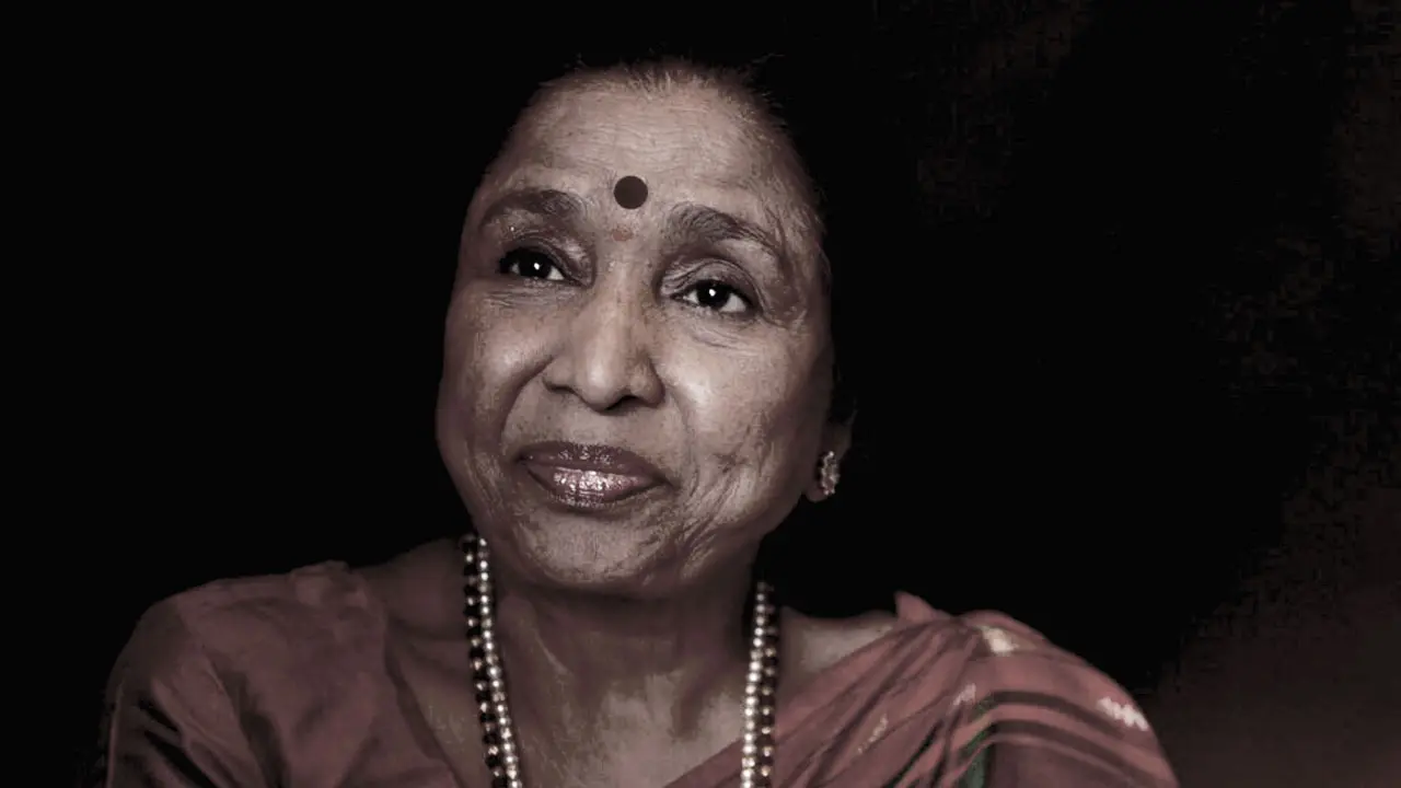 রাষ্ট্রীয় মর্যাদায় আশা ভোঁসলের বিদায়