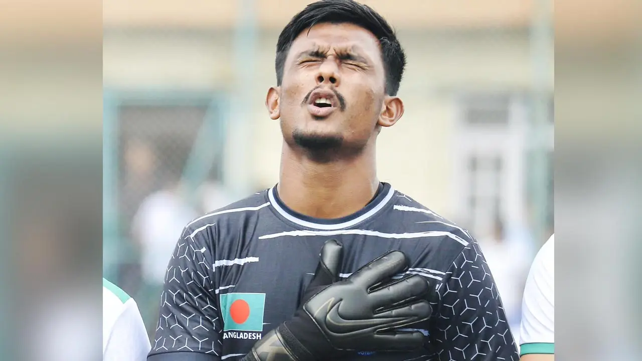 ‘মুরগির মাংস দিয়ে ভাত খাওয়ানো ছাড়া আর কোনো আয়োজন ছিল না’