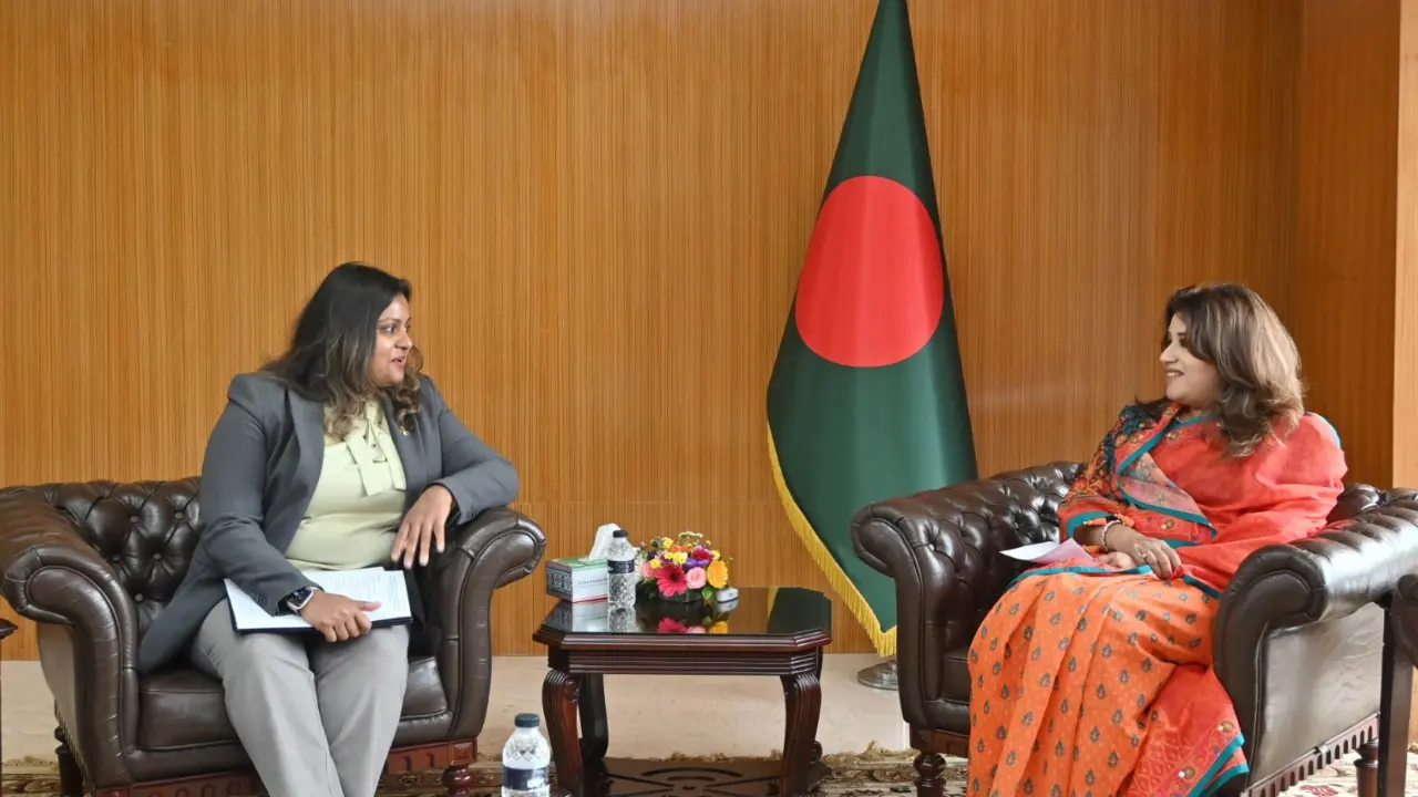 বাংলাদেশ থেকে স্বাস্থ্যকর্মী নিতে আগ্রহী মালদ্বীপ