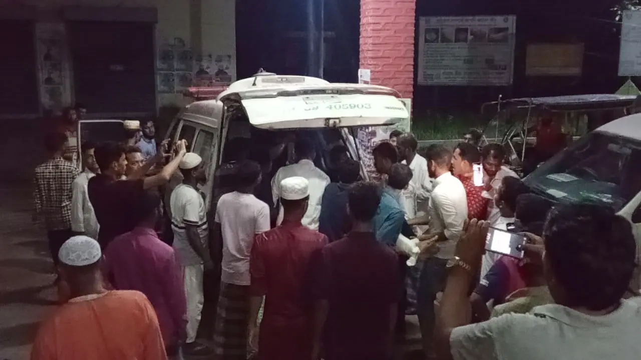 বরগুনায় ট্রাকচাপায় অটোরিকশার দুই যাত্রী নিহত