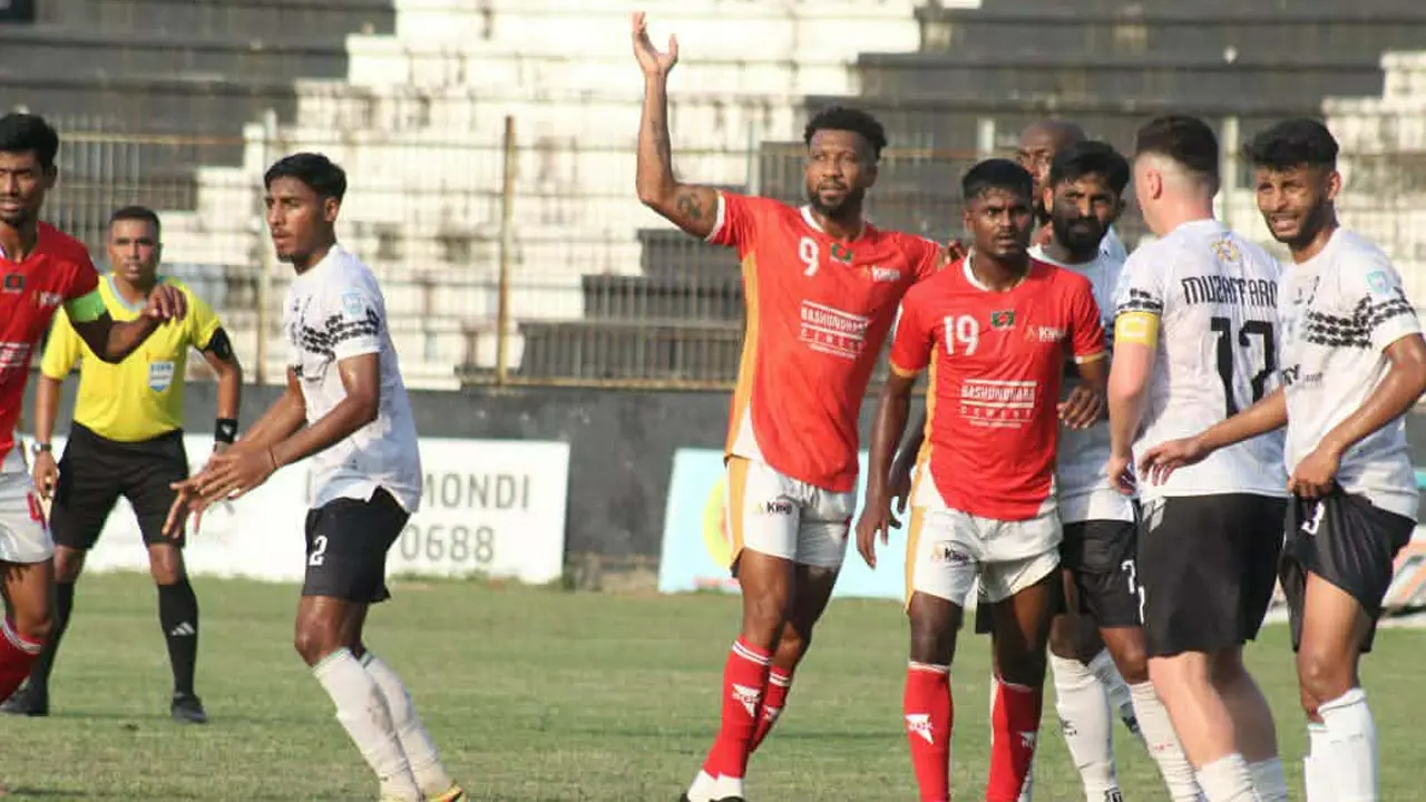 মোহামেডানকে হারাল কিংস, ব্রাদার্স ম্যাচে ‘লাল কার্ড’ বিতর্ক