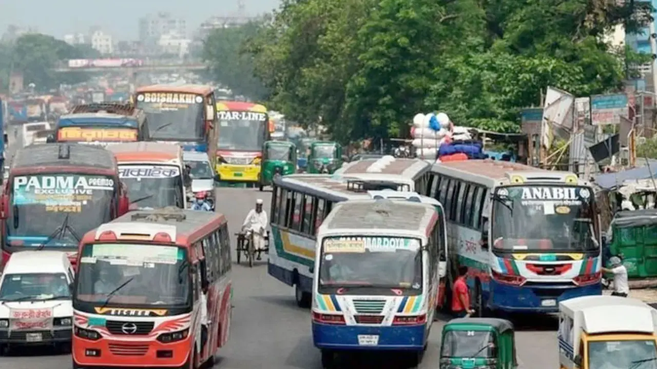 বাসের বর্ধিত ভাড়া কার্যকর আজ থেকে