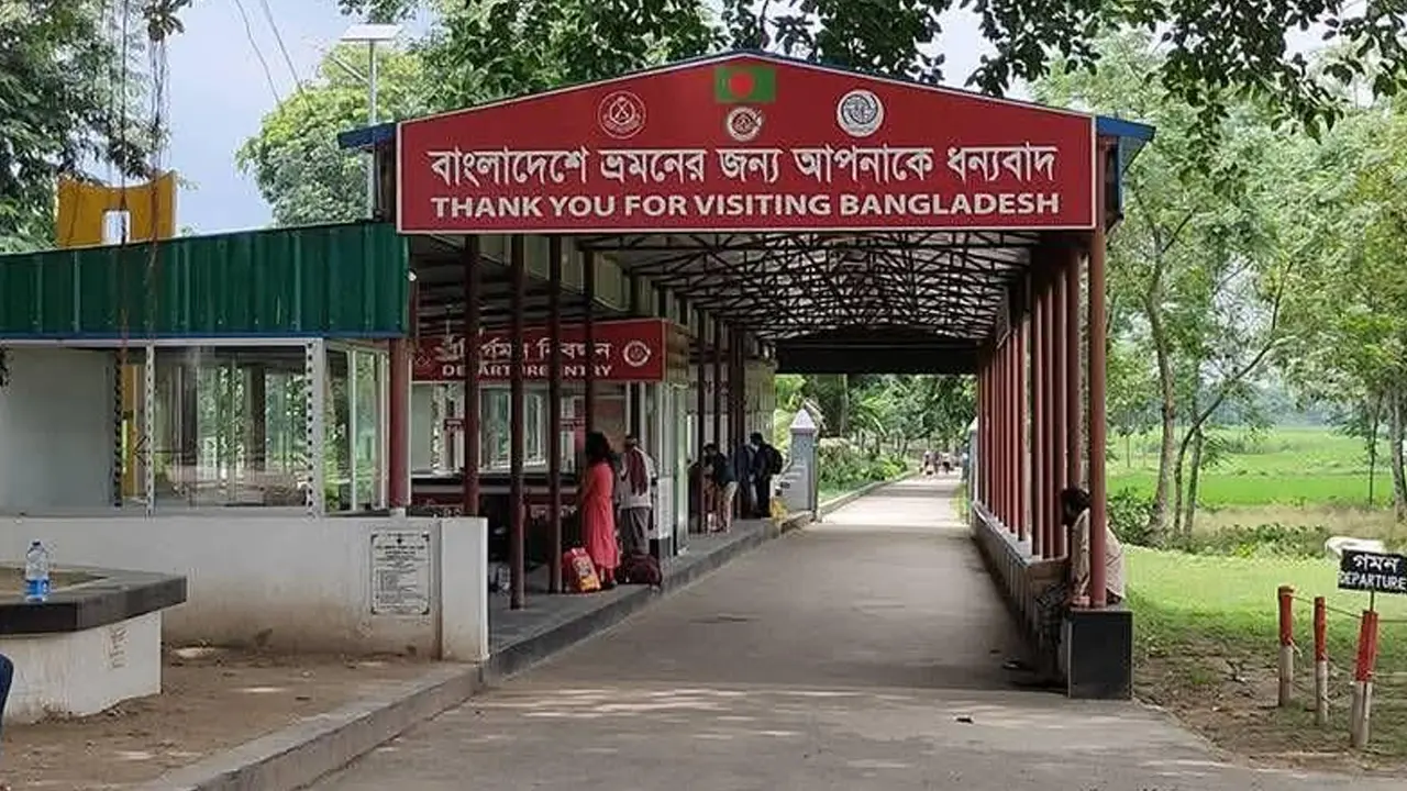 তিনদিন চুয়াডাঙ্গার দর্শনা-গেদে রুটে যাত্রী চলাচল বন্ধ