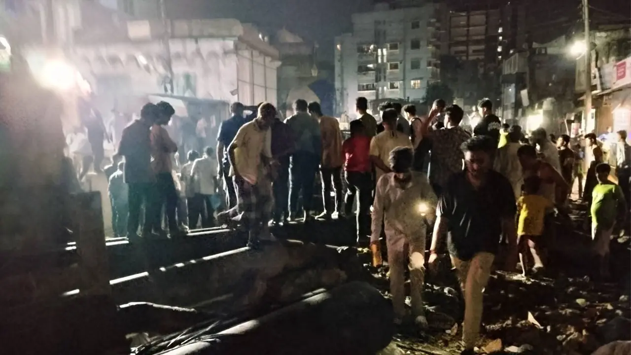 চট্টগ্রামের হিজরা খাল থেকে যুবকের মরদেহ উদ্ধার