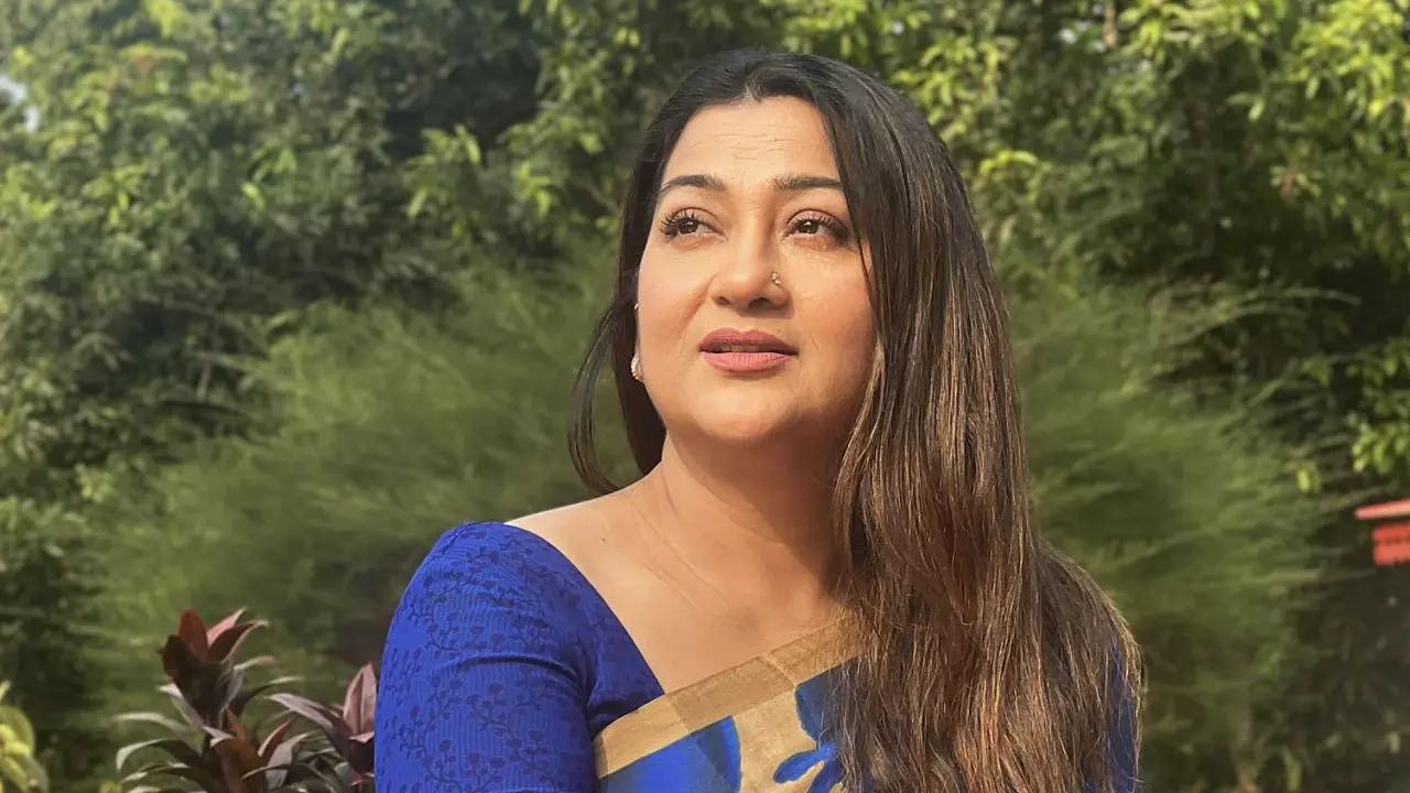 আমাকে ‘জাতীয় ফুপু’ বানিয়ে দিয়েছে : দীপা খন্দকার