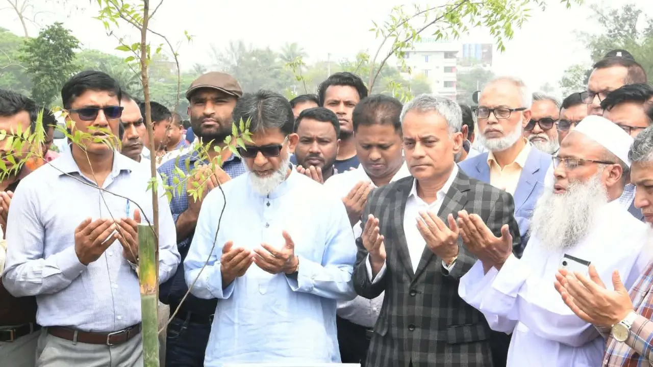 বৃক্ষরোপণকে সামাজিক নয়, ব্যক্তি আন্দোলনে রূপ দিতে চাই : সড়ক মন্ত্রী