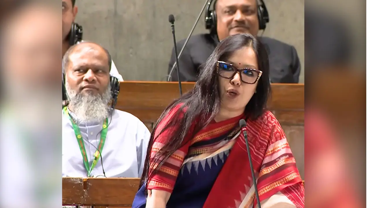 নারী এমপিদের নিয়ে আপত্তিকর কথা বলায় সংসদে বিচার চাইলেন রুমিন ফারহানা
