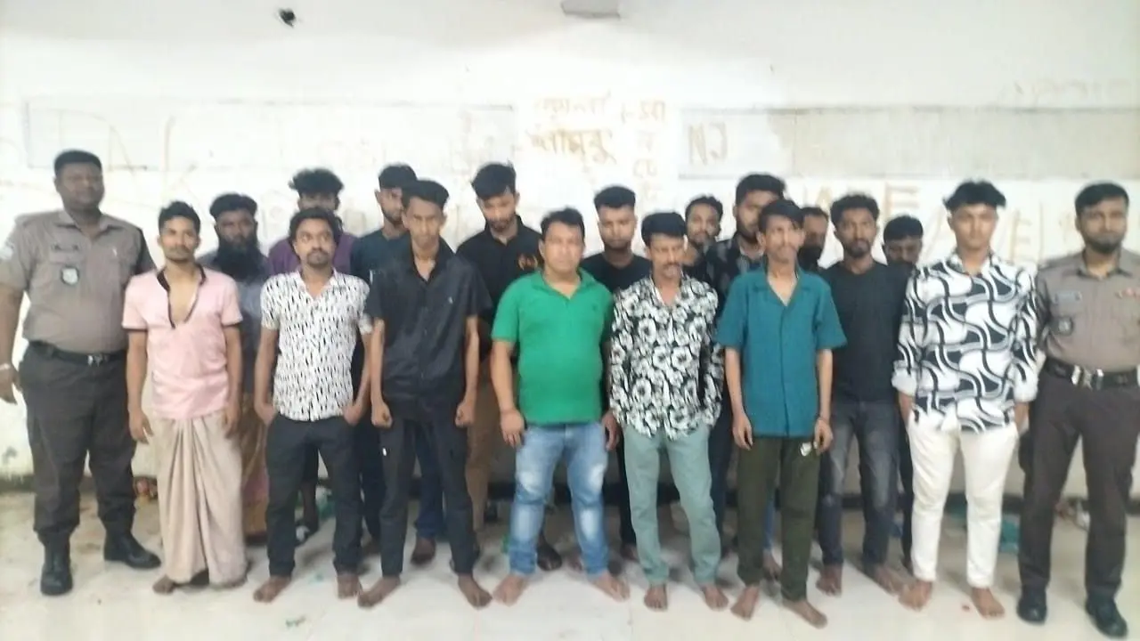 তেজগাঁওয়ে ডিএমপির বিশেষ অভিযান, গ্রেপ্তার ৫১