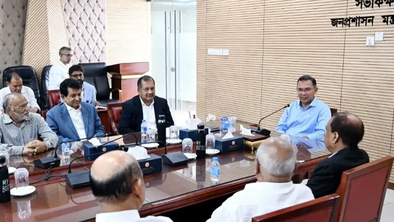 সরকার সংবাদপত্রের স্বাধীনতায় বিশ্বাসী : প্রধানমন্ত্রী