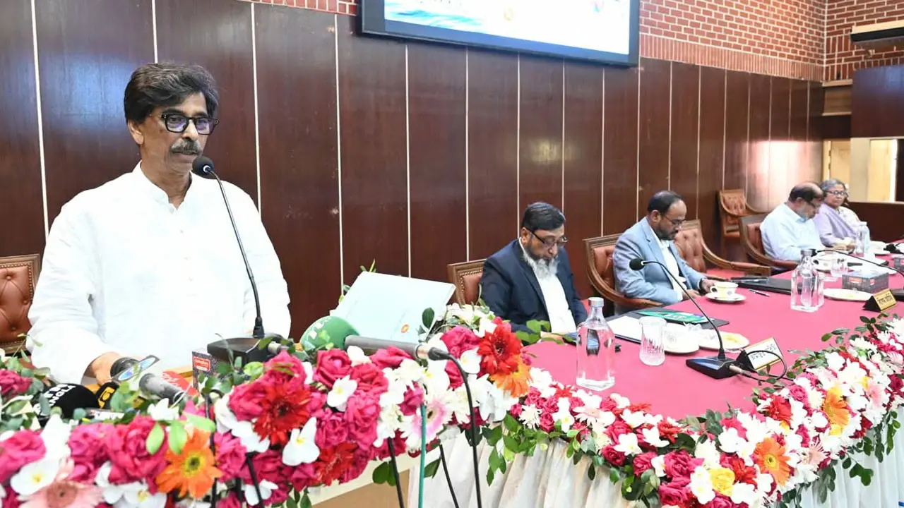 ইলিশের উৎপাদন আরও বাড়ানোর উপায় খুঁজতে বিজ্ঞানীদের গবেষণার আহ্বান