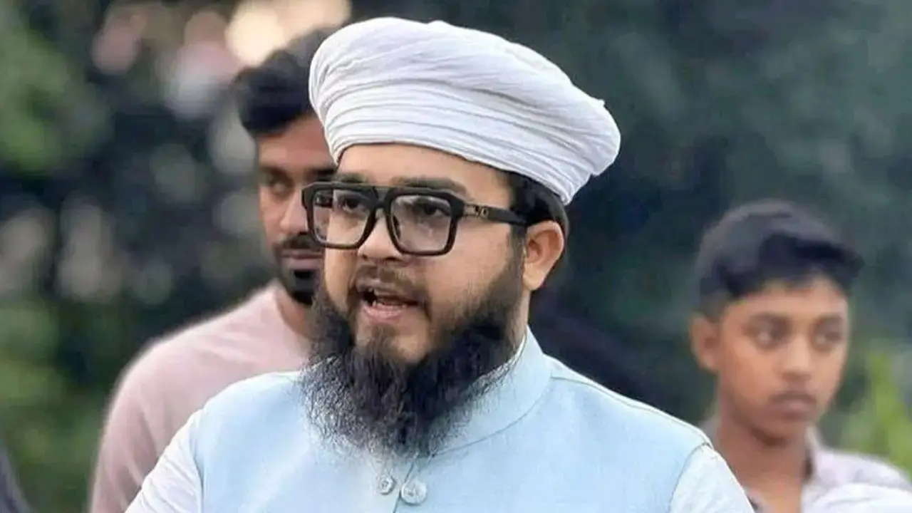 মহানবী (সা.) নিয়ে কটুক্তিকারীর ফাঁসির বিধান রেখে আইন চান হানজালা