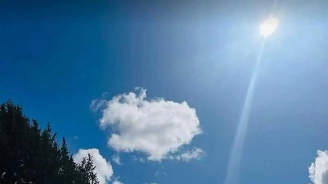 ঢাকায় বৃষ্টির সম্ভাবনা নেই, সকালেই তাপমাত্রা ২৭.৬ ডিগ্রি