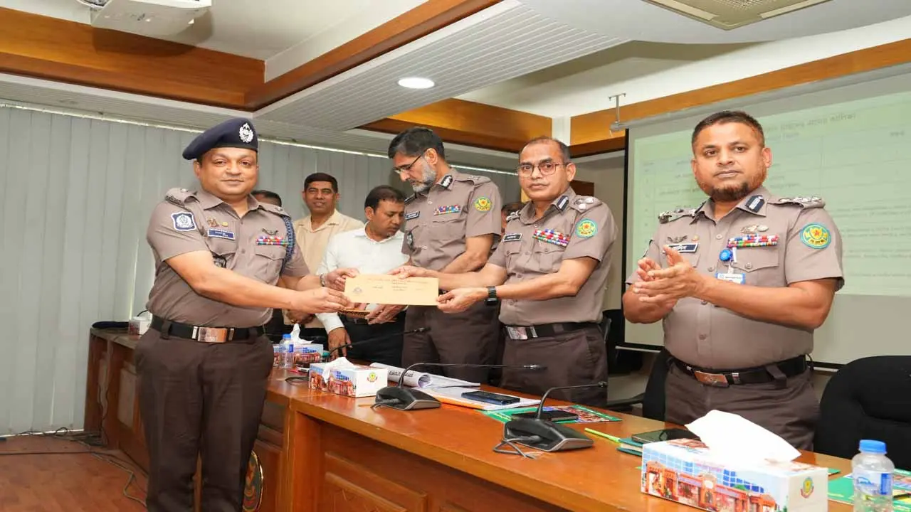 ডিএমপির মার্চের অপরাধ সভায় শ্রেষ্ঠ মিরপুর বিভাগ, শ্রেষ্ঠ থানা হাজারীবাগ