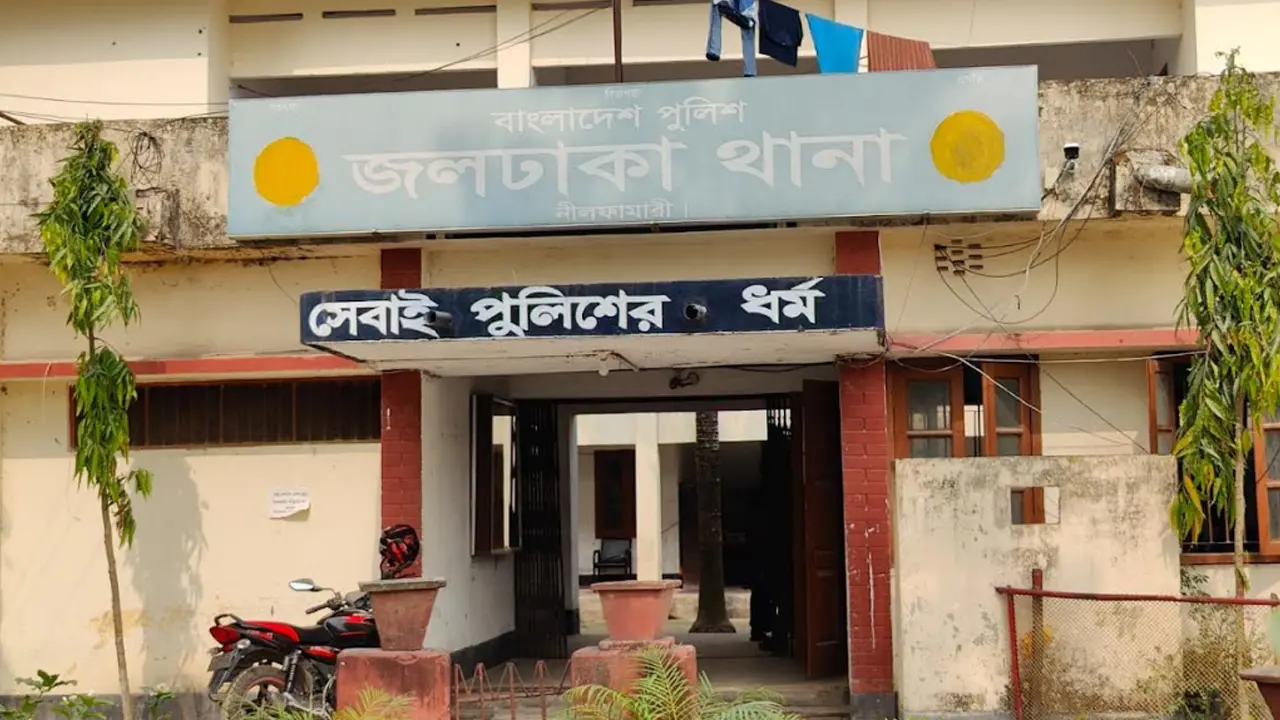 মন্দিরের সামনে থেকে কৃষকের গলাকাটা মরদেহ উদ্ধার