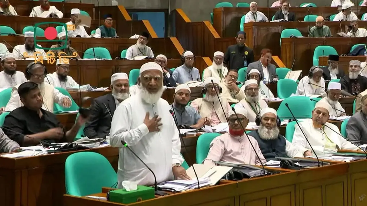 রাজনৈতিক সমঝোতা ভঙ্গের অভিযোগ বিরোধী দলের, সংসদ থেকে ওয়াকআউট