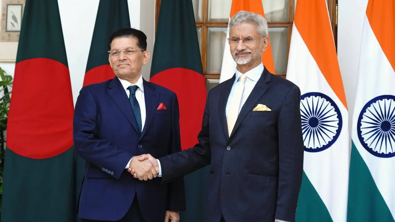 জয়শঙ্কর-খলিলুর বৈঠকে সম্পর্ক জোরদারের অঙ্গীকার