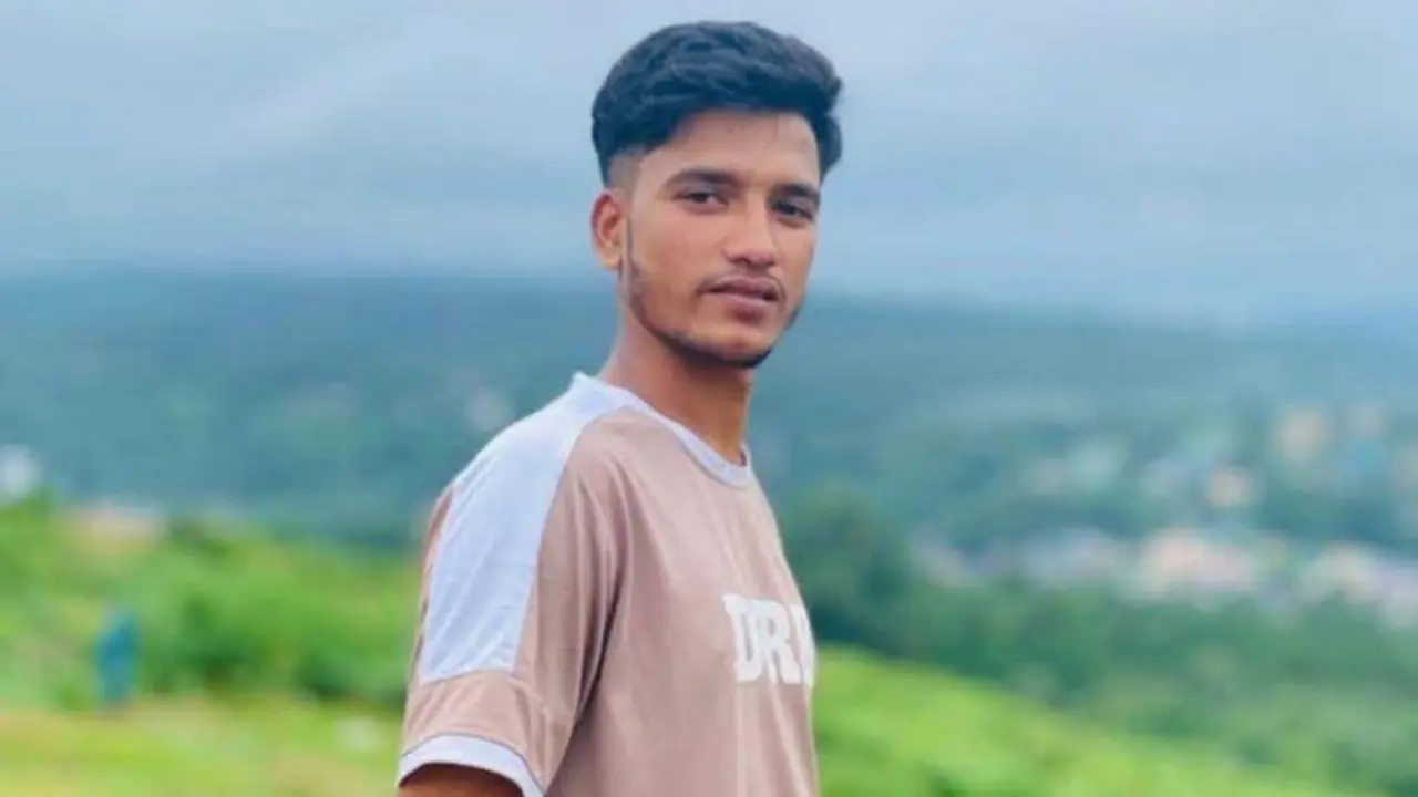 ডাবের ভাগ নিয়ে দ্বন্দ্বে যুবককে কুপিয়ে হত্যা