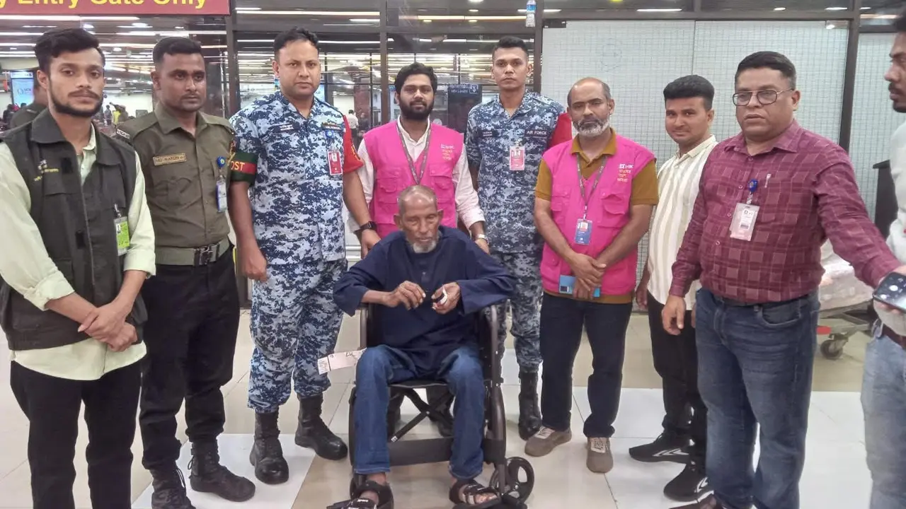 জঙ্গলে ২৭ বছর কাটিয়ে দেশে ফিরলেন নিখোঁজ মালয়েশিয়া প্রবাসী