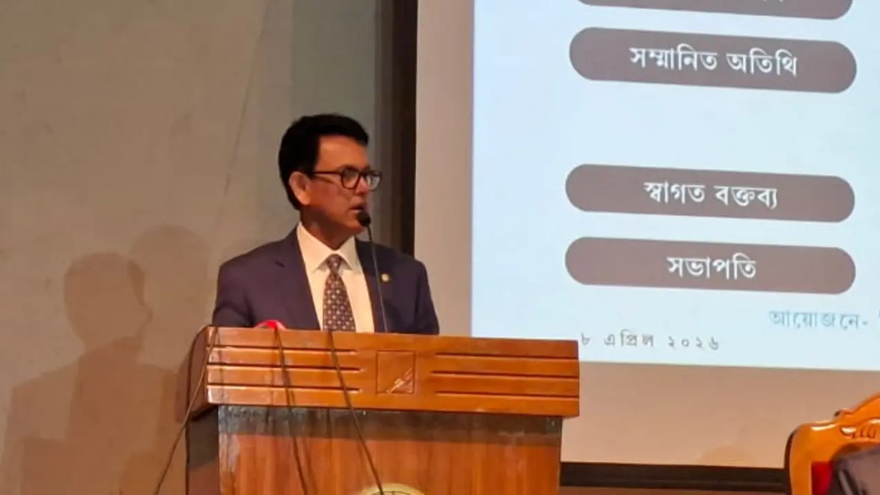 কিছু স্কুলে পরীক্ষামূলক অনলাইন-অফলাইন ক্লাস চালু হতে পারে: শিক্ষামন্ত্রী