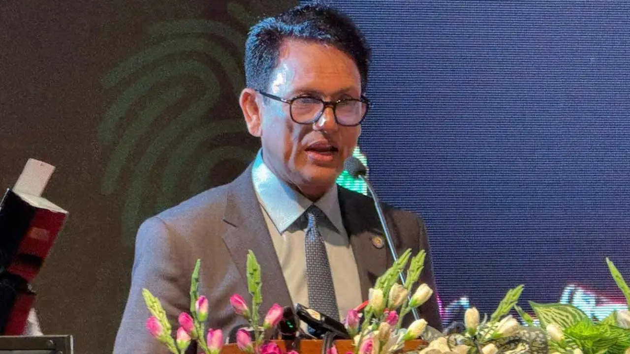 বোর্ড পরীক্ষার দীর্ঘসূত্রতায় শিক্ষার্থীদের সময় নষ্ট হচ্ছে: শিক্ষামন্ত্রী