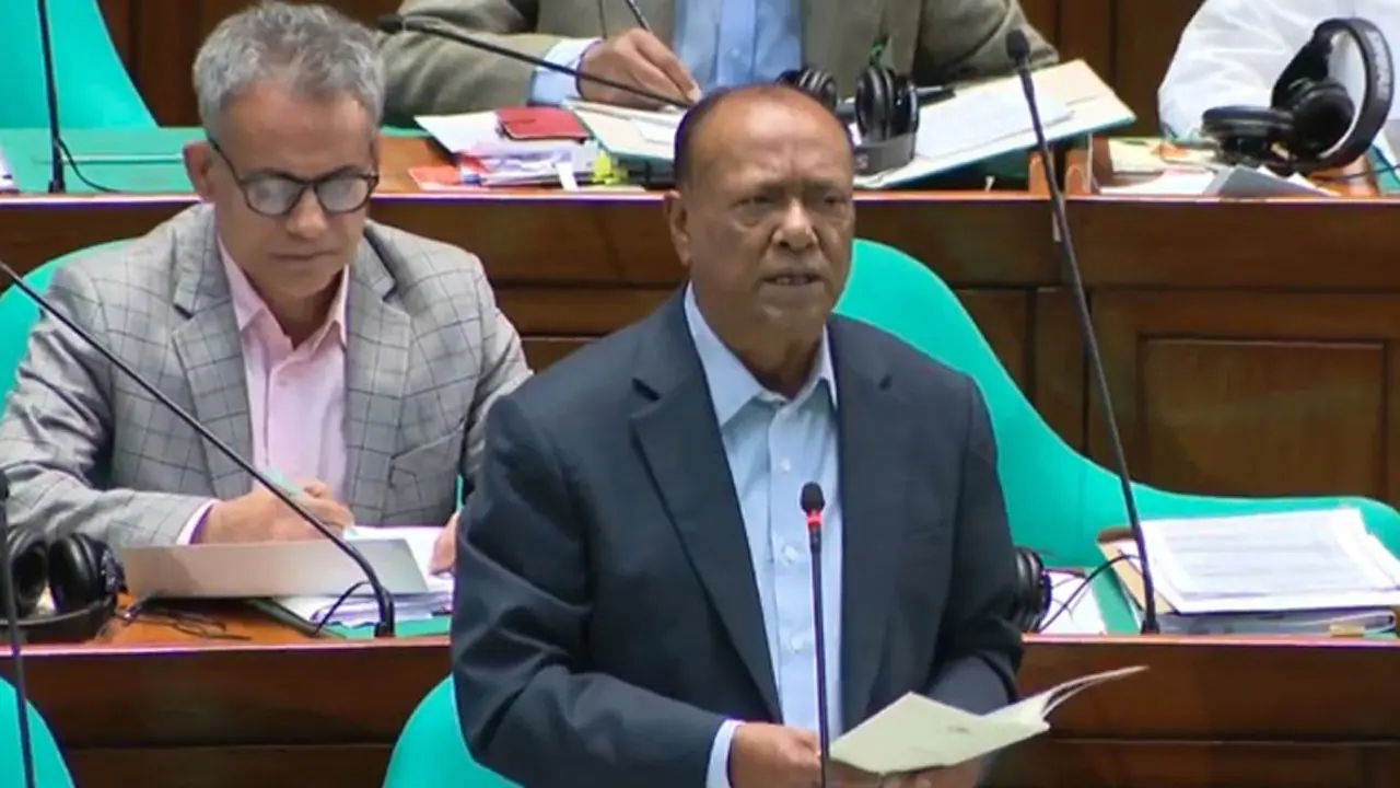 দূষণকারীদের রেহাই নেই, গুঁড়িয়ে দেওয়া হচ্ছে অবৈধ ইটভাটা