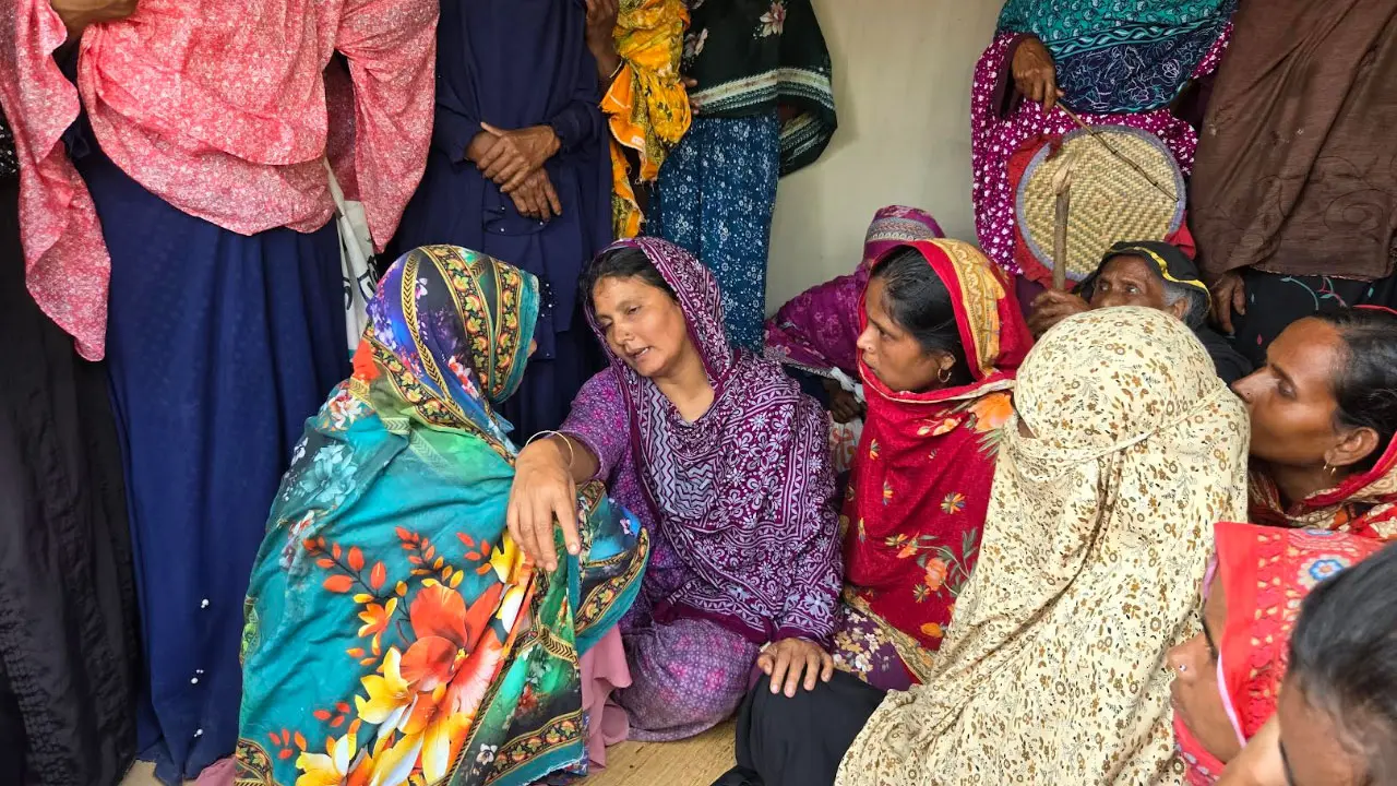 ‘ওরা ৫ বোন মিলে আমার মেয়ে-জামাই আর নাতি-নাতনিকে হত্যা করছে’