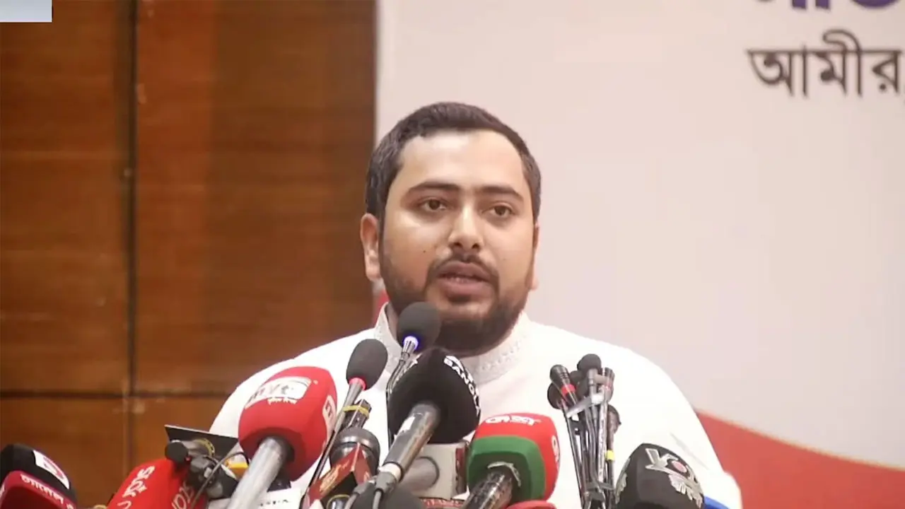 জাতিকে বর্তমান দুর্যোগে টেনে এনেছে বিএনপি : নাহিদ ইসলাম